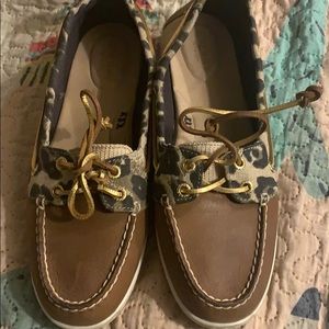 Sperry size 10M